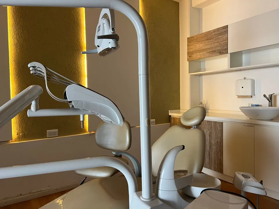 Sillón y aparato de RX del Espacio 5